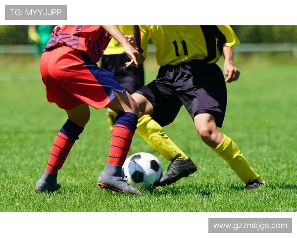 戴背背佳助力球员逆袭成长 背后的足球力量与奋斗故事