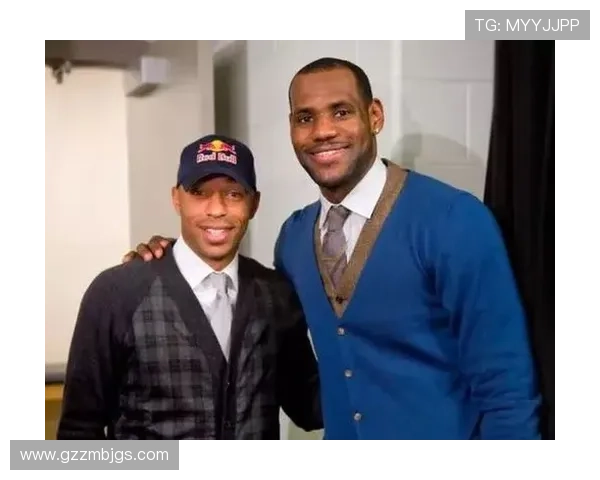 足球球星小龙的家乡在哪里揭秘他背后的故事与成长轨迹 足球球星小龙的家乡在哪里揭秘他背后的故事与成长轨迹